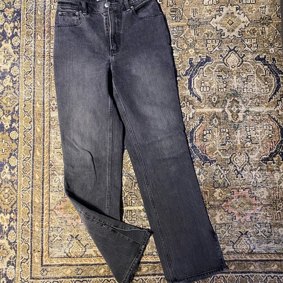 Abercrombie Ultra High Rise 90s Straigh Jeans - Picture 3 of 4